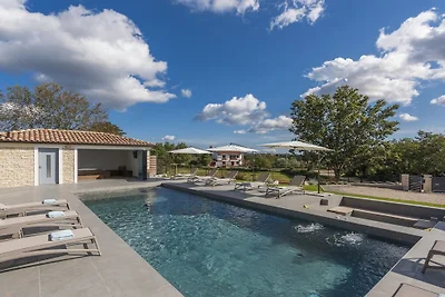 Villa en Labin con piscina