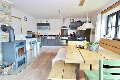 Chalet vicino allo skilift e al bikepark a...