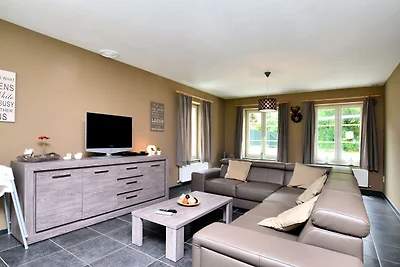 Ferienhaus in Hastiere in der Nהhe des Waldes