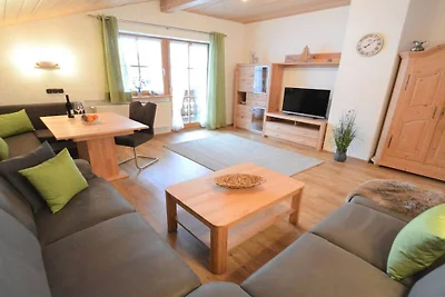 Appartamento per vacanze a Krün con piscina