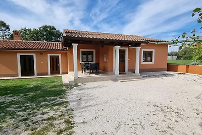 Villa in Žminj met zwembad