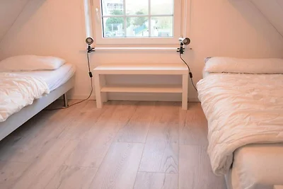 Landhaus ruhig und zentral (DLO26)