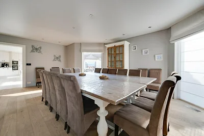 Luxusvilla mit Jacuzzi & Sauna