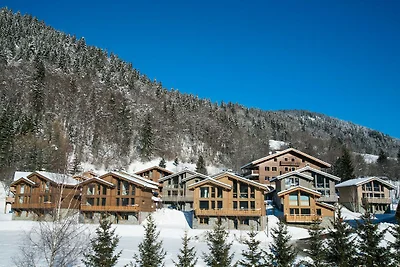 Eleganter Rückzugsort in den Alpen in der Geg...