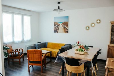 Modernes Ferienhaus mit Terrasse in Meernähe,...