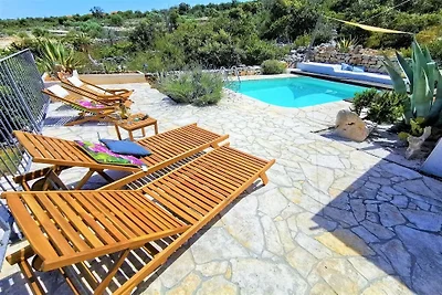 Villa in Drvenik Veli mit Schwimmbecken