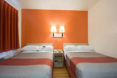 Comfortabel verblijf met 2 volledige bedden |...