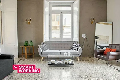 Cavour apartment with balcony - P.IVA