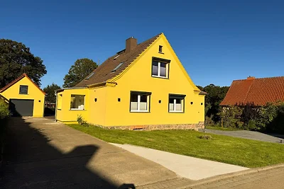 Ferienhaus in Penzlin mit Schwimmbecken