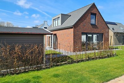 Modernes Ferienhaus mit schöner Terrasse in e...