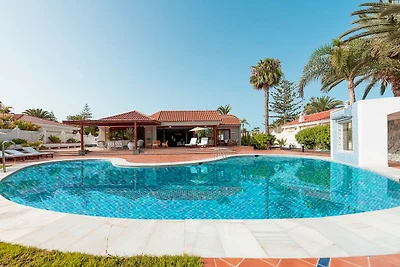 Villa mit beheiztem Pool auf Gran Canaria