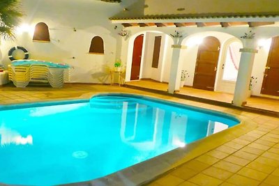 Hut met 5 slaapkamers