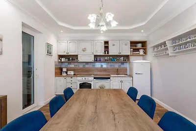 Deluxe apartment Marghareta - Three Bedroom A...