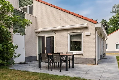 Charmante Villa in natürlicher Umgebung