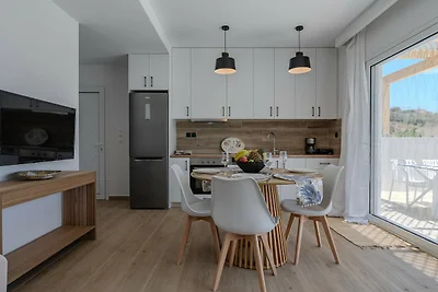 Villa in Damnoni nahe Sandstrand & Pool