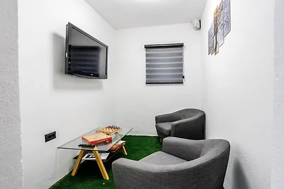 Ruhige Familienvilla an der Rogoznica-Küste