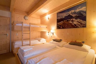 Cosy chalet with infrared sauna