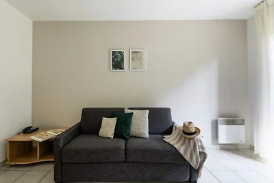 Appartamento a Lione con Piscina