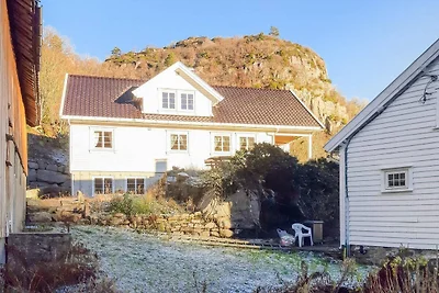 4 Personen Ferienhaus in lyngdal