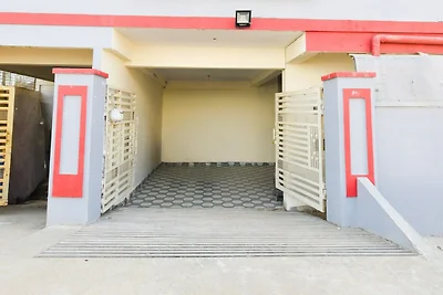 Super Hotel O Bolligudem