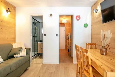 Alpenhaus mit Balkon in der Nähe der...