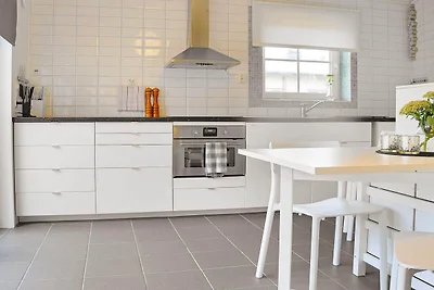 4 Personen Ferienhaus in Skärhamn-By Traum