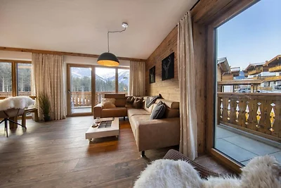 Chalet in Neukirchen near Ski Lift
