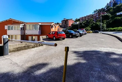 One Bedroom Apartment