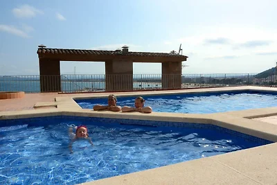 Appartement in Estartit met terras