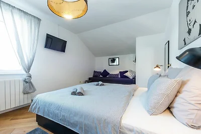Apartment Marilyn - Two Bedroom Apartment wit...