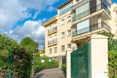 Sonnige Wohnung mit gemeinschaftlichem Pool