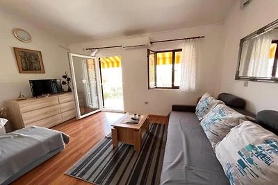 Apartments Valentinovo - One Bedroom Apartmen...