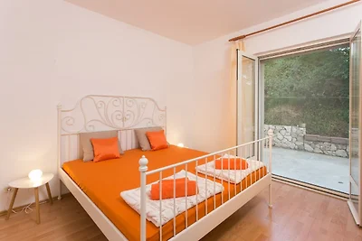 Bodul Vacation Apartment - Two Bedroom Apartm...