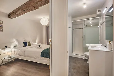 Hervorragende Wohnung im Zentrum von Paris vo...