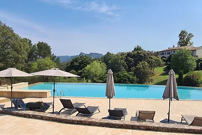 Ferienwohnungen mit Golf, Spa und Pool