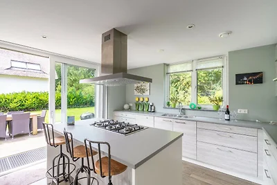 Geräumige und helle Ferienvilla für 10...