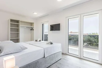 Villa Bonce - Five Bedroom Villa with Private...