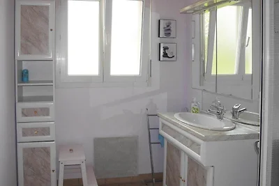 Ferienhaus in Plouarzel mit Terrasse