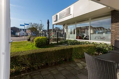 Wohnung in Zoutelande mit Terrasse
