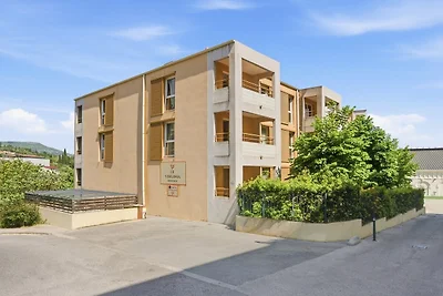 Apartment an der Riviera in Grasse mit Balkon