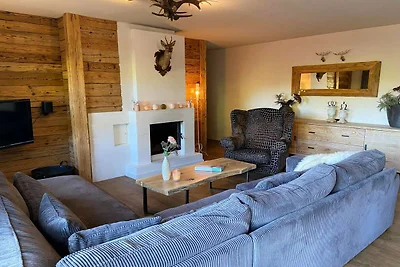 Bergapartment in Saalbach für 8 Personen