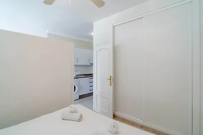 Monolocale a Nerja con Vista Mare e Piscina