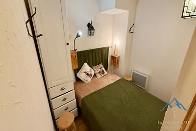 Heller Bereich in der Nähe des Parkeingangs