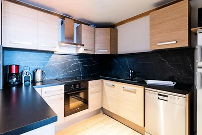 5 camere per 8 persone