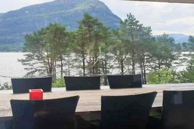 7 Personen Ferienhaus in Svelgen