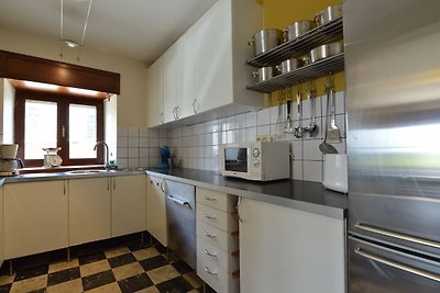 Gemütliches Ferienhaus in Odeigne mit Sauna