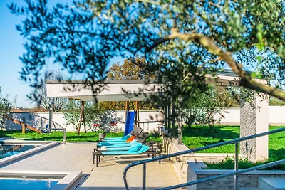 Villa indipendente con piscina privata, terra...