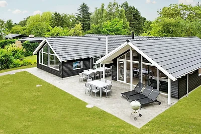 14 Personen Ferienhaus in Tisvildeleje