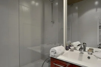 Ferienhaus in Plagne Bellecote mit direktem Z...