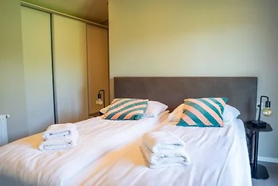 Chalet am Parkteich in den Niederlanden